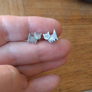 Smiling cats/kittens sterling silver earrings